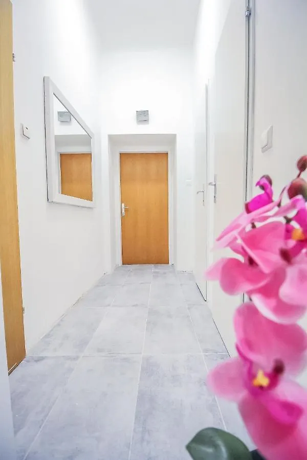 Comfort Quad Room Hn Wiedeń Apartament