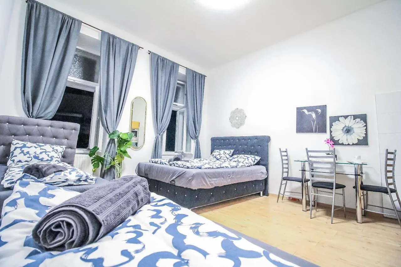 Apartament Comfort Quad Room Hn Wiedeń