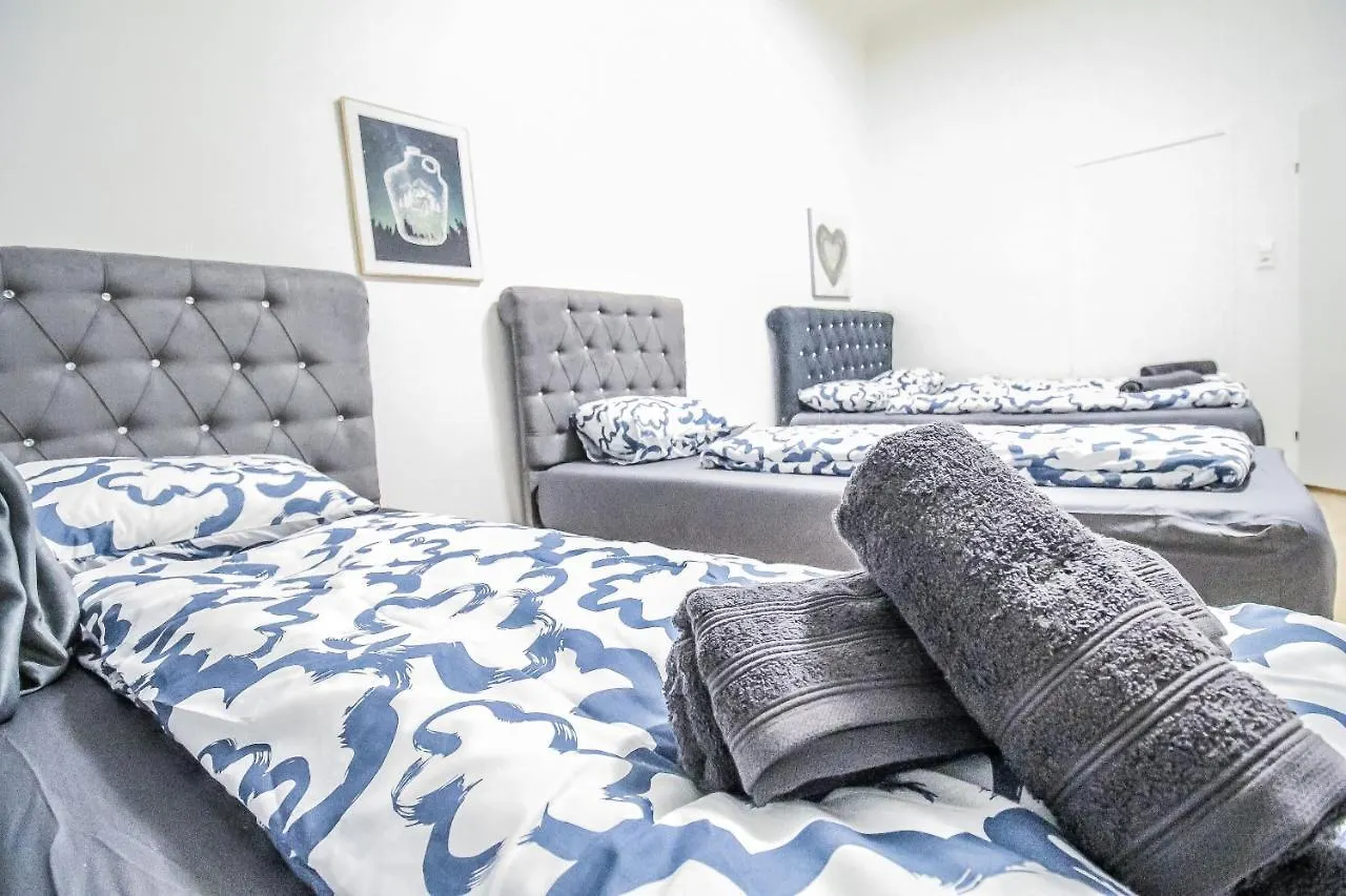 Comfort Quad Room Hn Wiedeń 0*,
